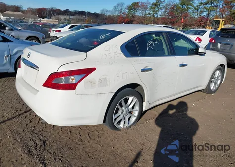 2009 Nissan Maxima 3.5 S z USA, uszkodzony, nr VIN 1N4AA51E29C836368